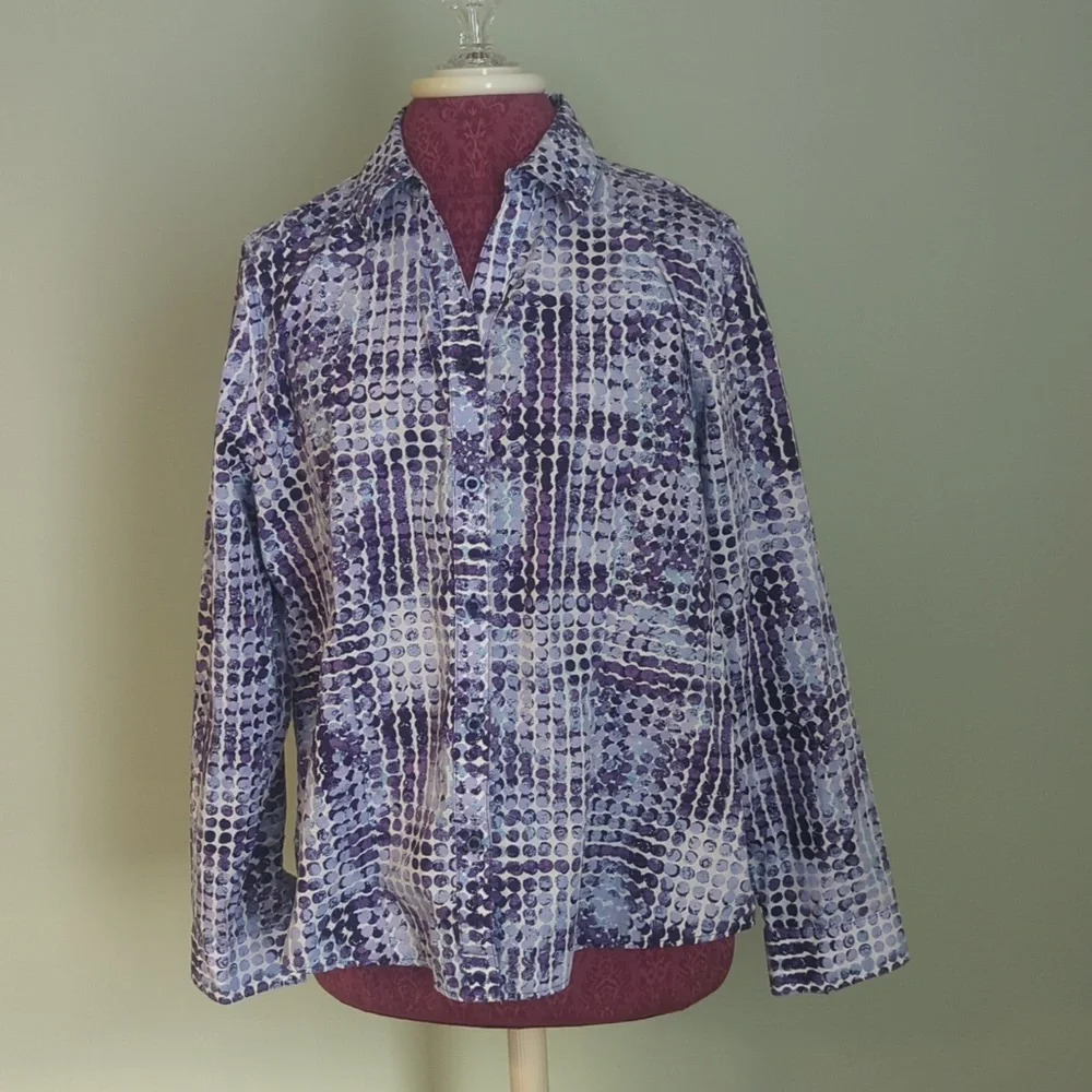 Chico's Blue Violet Dot Blouse,‎ US 2